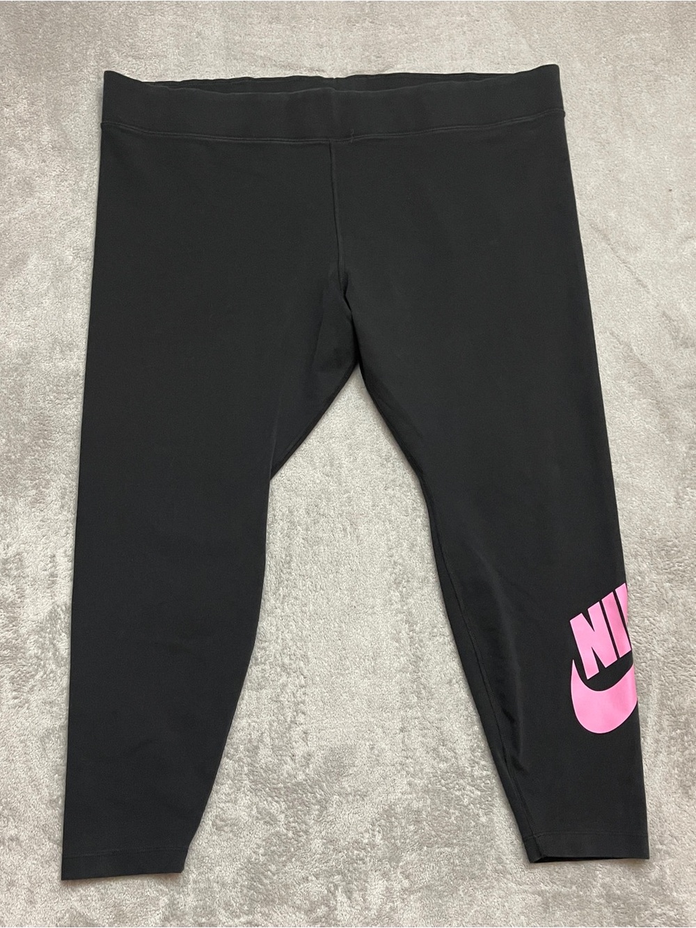 Nike Essentials 3X Black Pink Logo Mid Rise Crop Leggings Activewear Workout